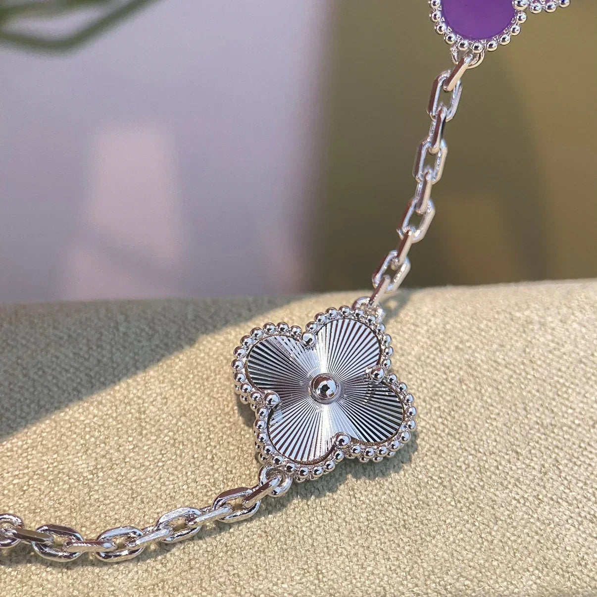 [Royal Top] CLOVER 5 MOTIF VIOLET BRACELET COLLECTION