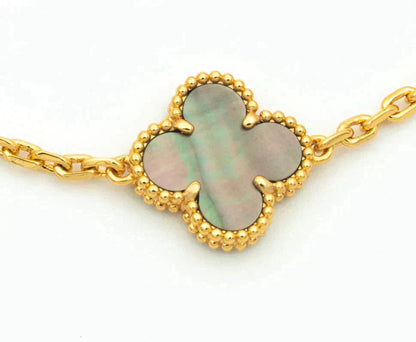 [Royal Top] CLOVER 5 MOTIF GRAY MOP BRACELET COLLECTION