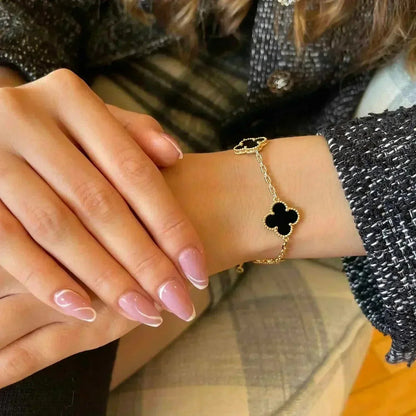 [Royal Top] CLOVER 5 MOTIF ONYXS BRACELET COLLECTION