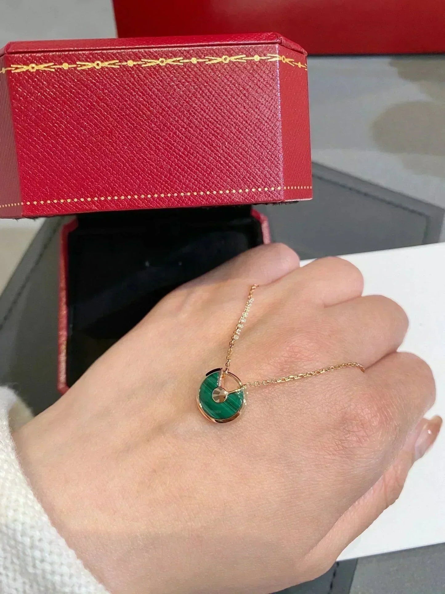 [Royal Top]AMULETTE ROSE GOLD MALACHITE NECKLACE