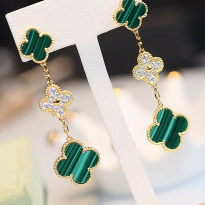 [Royal Top]CLOVER EARRINGS GOLD MALACHITE DIAMOND 3 MOTIF