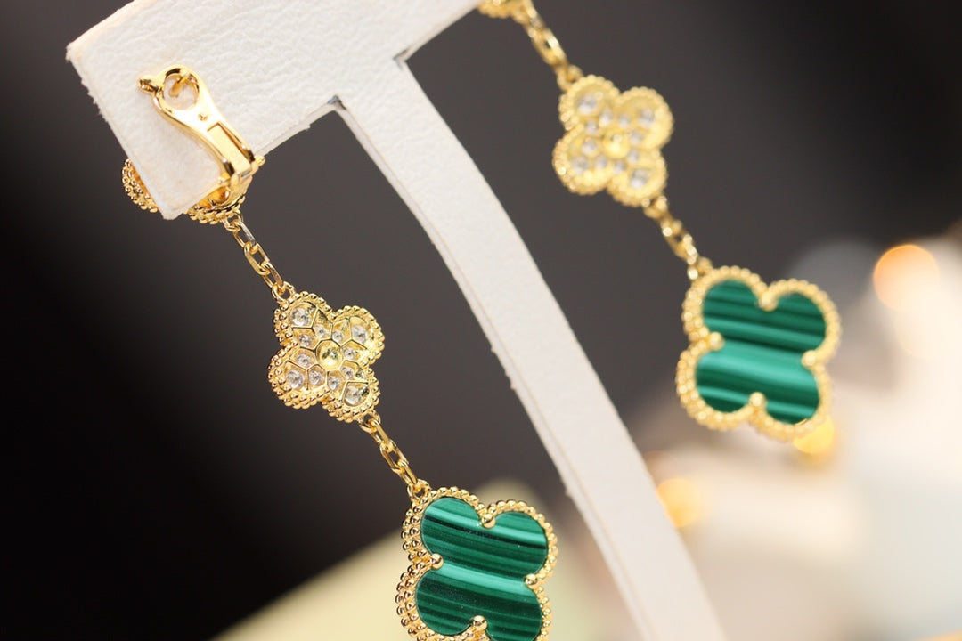 [Royal Top]CLOVER EARRINGS GOLD MALACHITE DIAMOND 3 MOTIF
