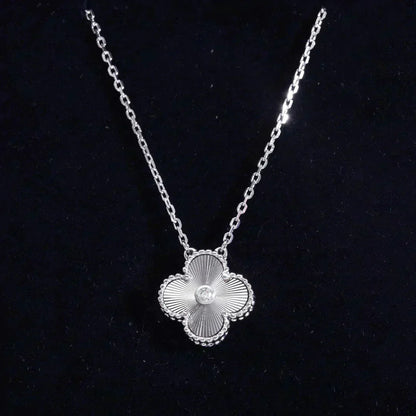 [Royal Top]CLOVER  15MM DIAMOND LASER NECKLACE SILVER