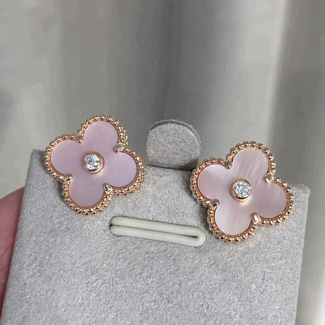 [Royal Top]CLOVER MEDIUM 1 MOTIFS  PINK MOP DIAMOND EARRINGS