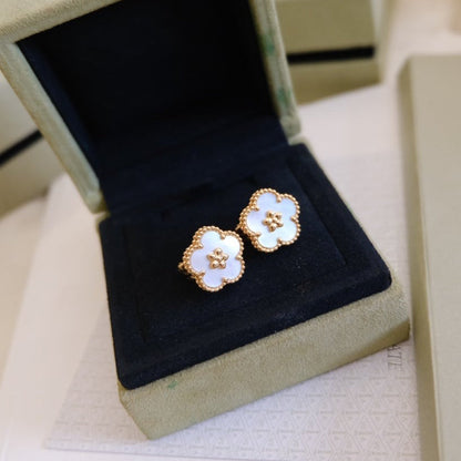 [Royal Top]LUCKY PINK GOLD WHITE MOP EARRINGS