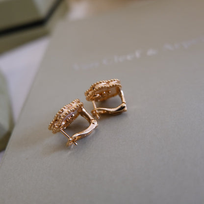 [Royal Top]LUCKY PINK GOLD WHITE MOP EARRINGS