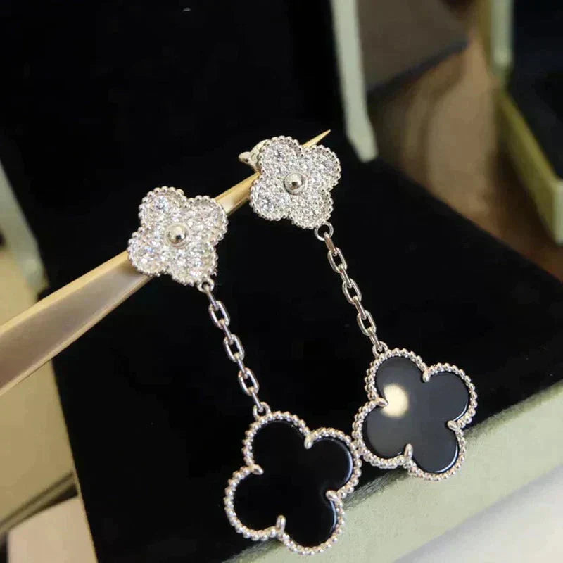 [Royal Top]CLOVER 2 MOTIFS  DIAMOND ONYX EARRINGS SILVER