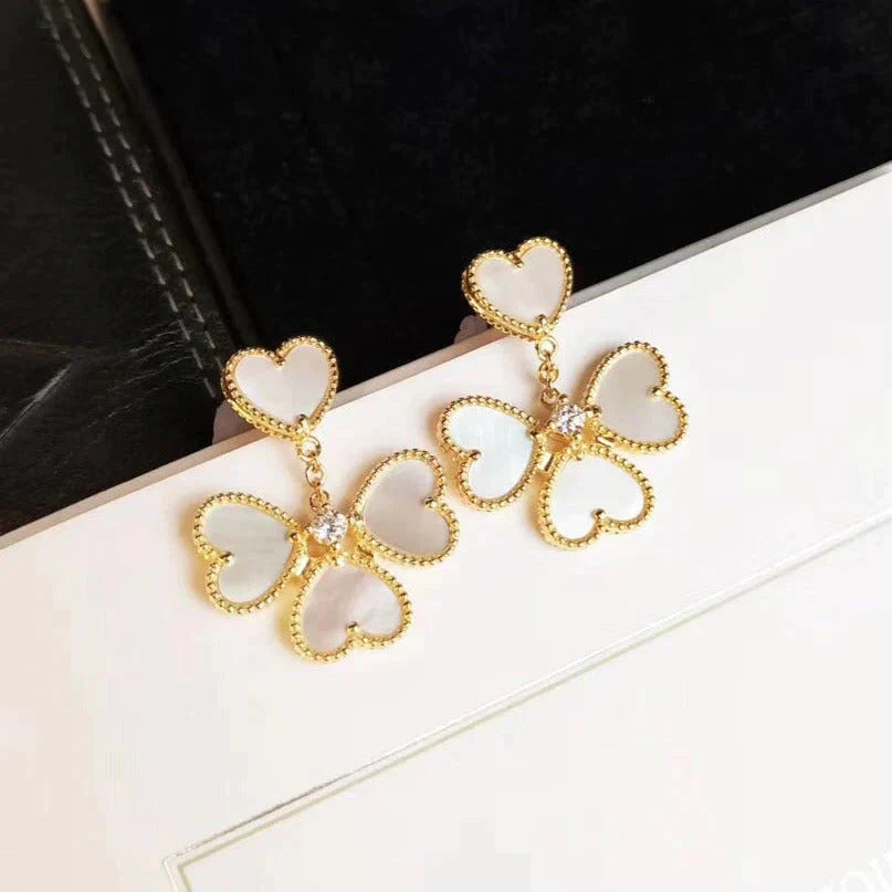 [Royal Top]CLOVER SWEET WHITE MOP EARRINGS