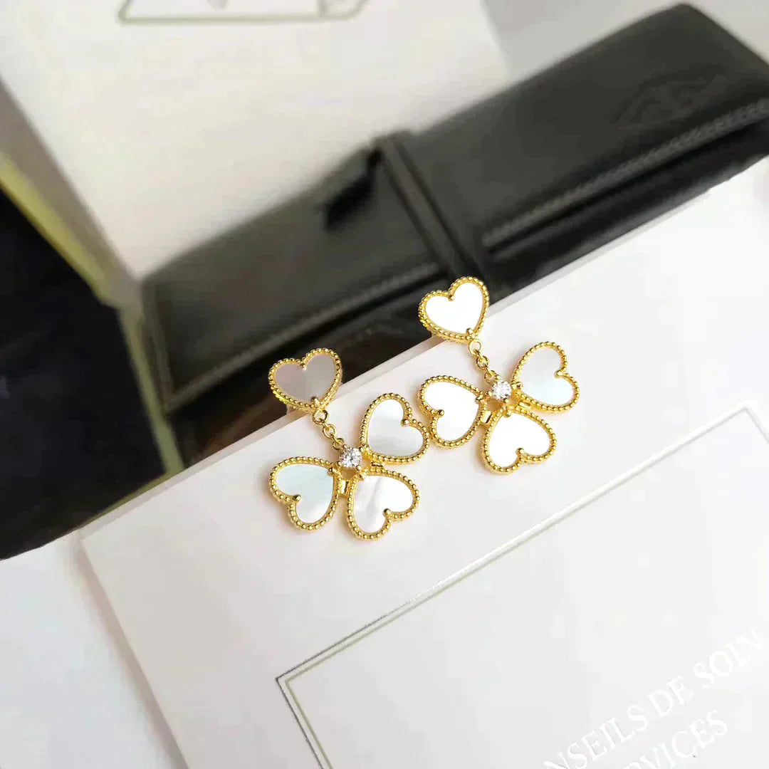 [Royal Top]CLOVER SWEET WHITE MOP EARRINGS