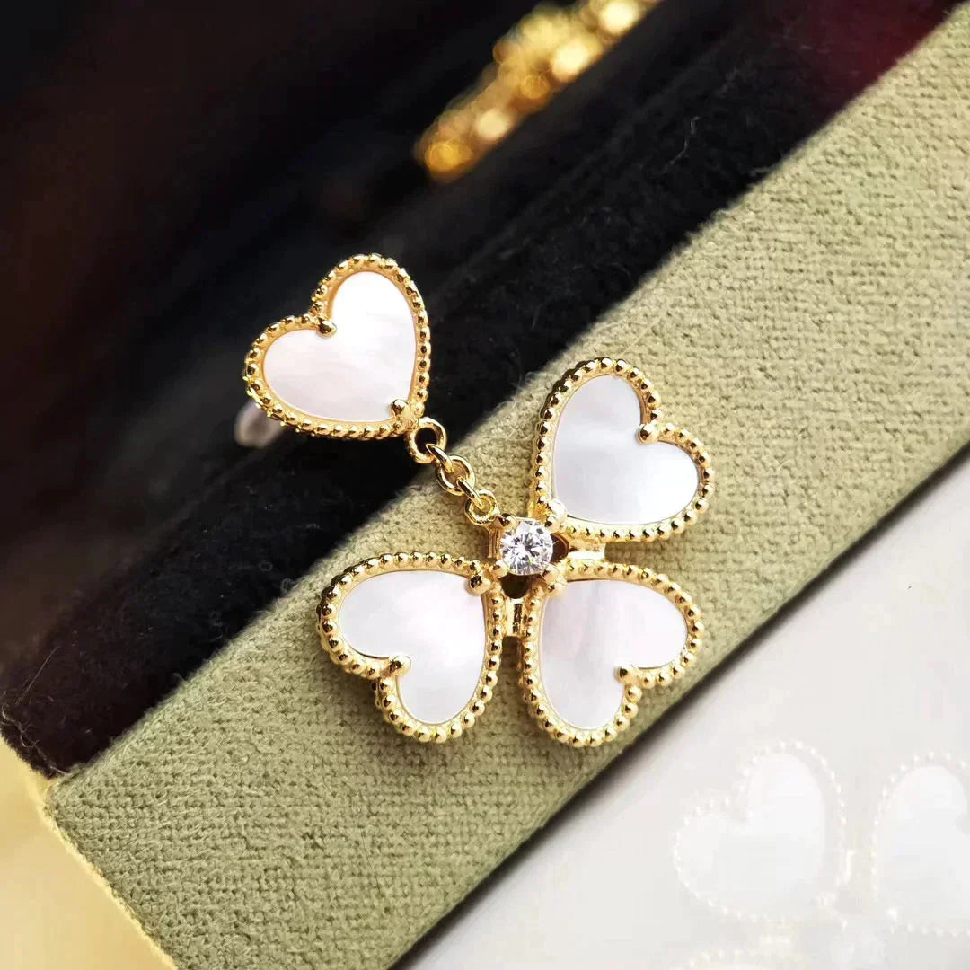 [Royal Top]CLOVER SWEET WHITE MOP EARRINGS