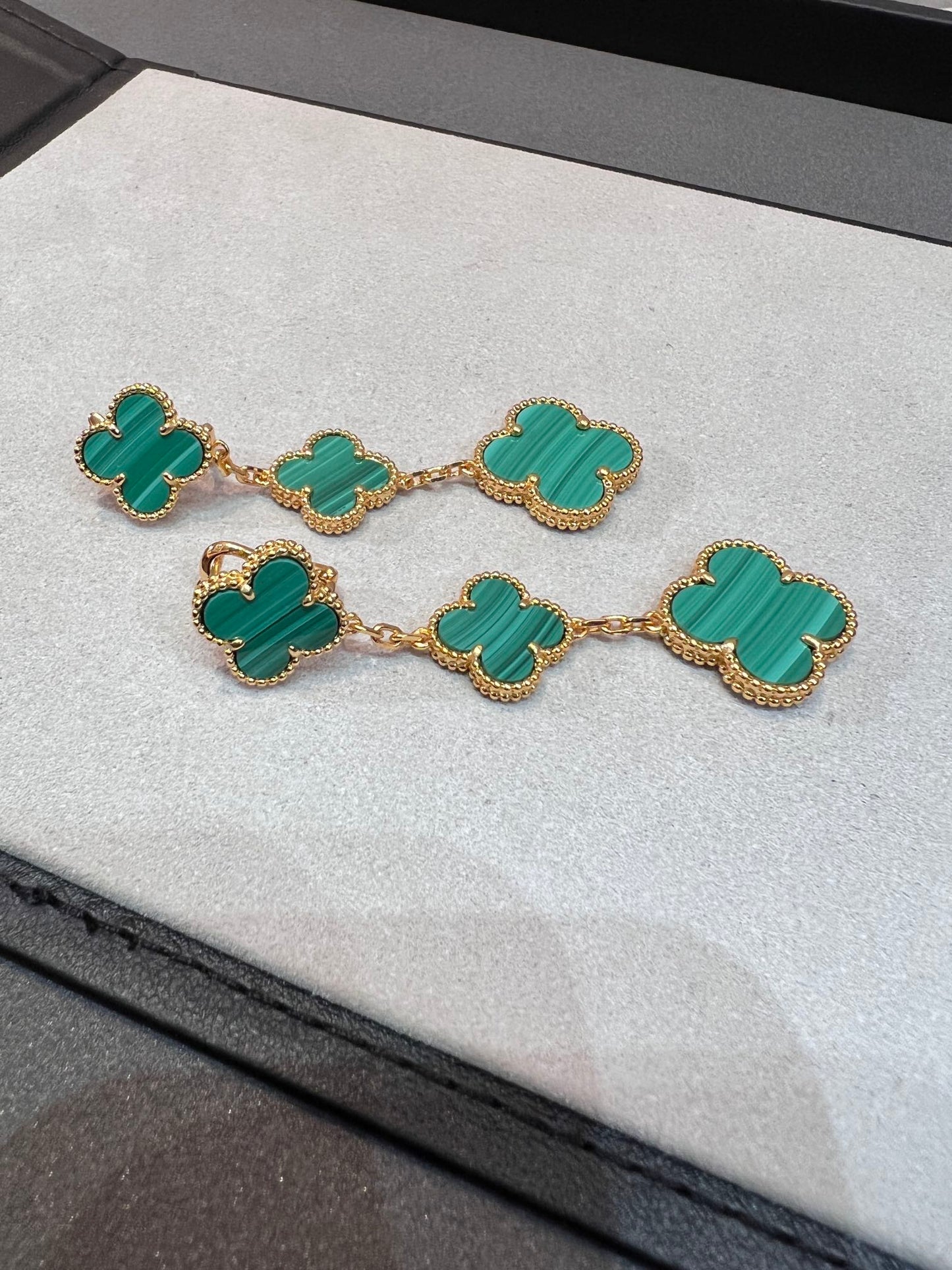 [Royal Top]CLOVER MALACHITE 3 MOTIFS GOLD