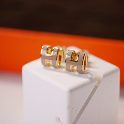 [Royal Top]MINI POP H GOLD EARRINGS GREY