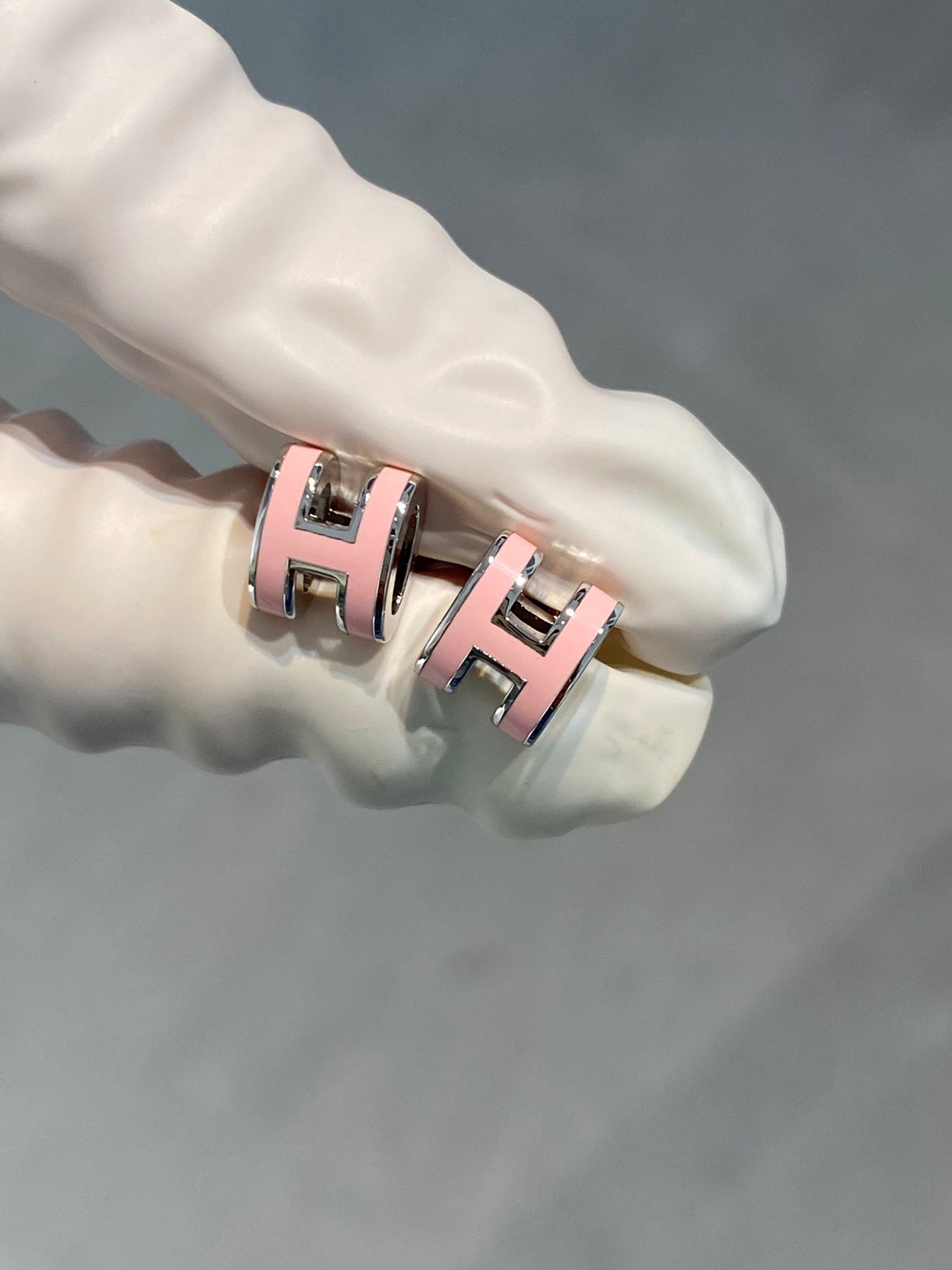[Royal Top]MINI POP H SILVER EARRINGS PINK