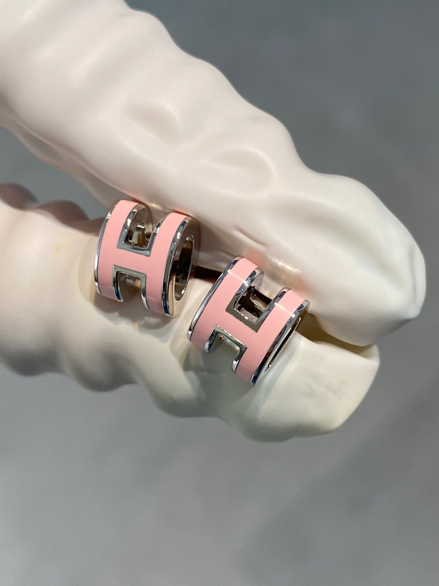 [Royal Top]MINI POP H SILVER EARRINGS PINK