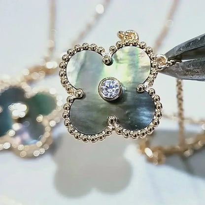 [Royal Top]CLOVER 15MM DIAMOND AND MOTHER-OF-GREY NECKLACE