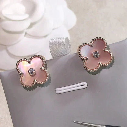 [Royal Top]CLOVER MEDIUM 1 MOTIFS  PINK MOP DIAMOND EARRINGS