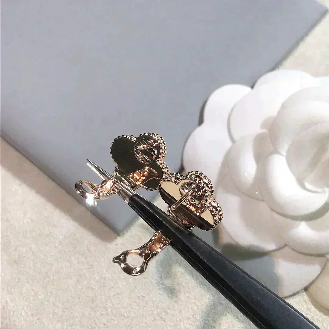 [Royal Top]CLOVER MEDIUM 1 MOTIFS  PINK MOP DIAMOND EARRINGS