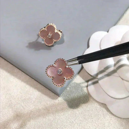 [Royal Top]CLOVER MEDIUM 1 MOTIFS  PINK MOP DIAMOND EARRINGS
