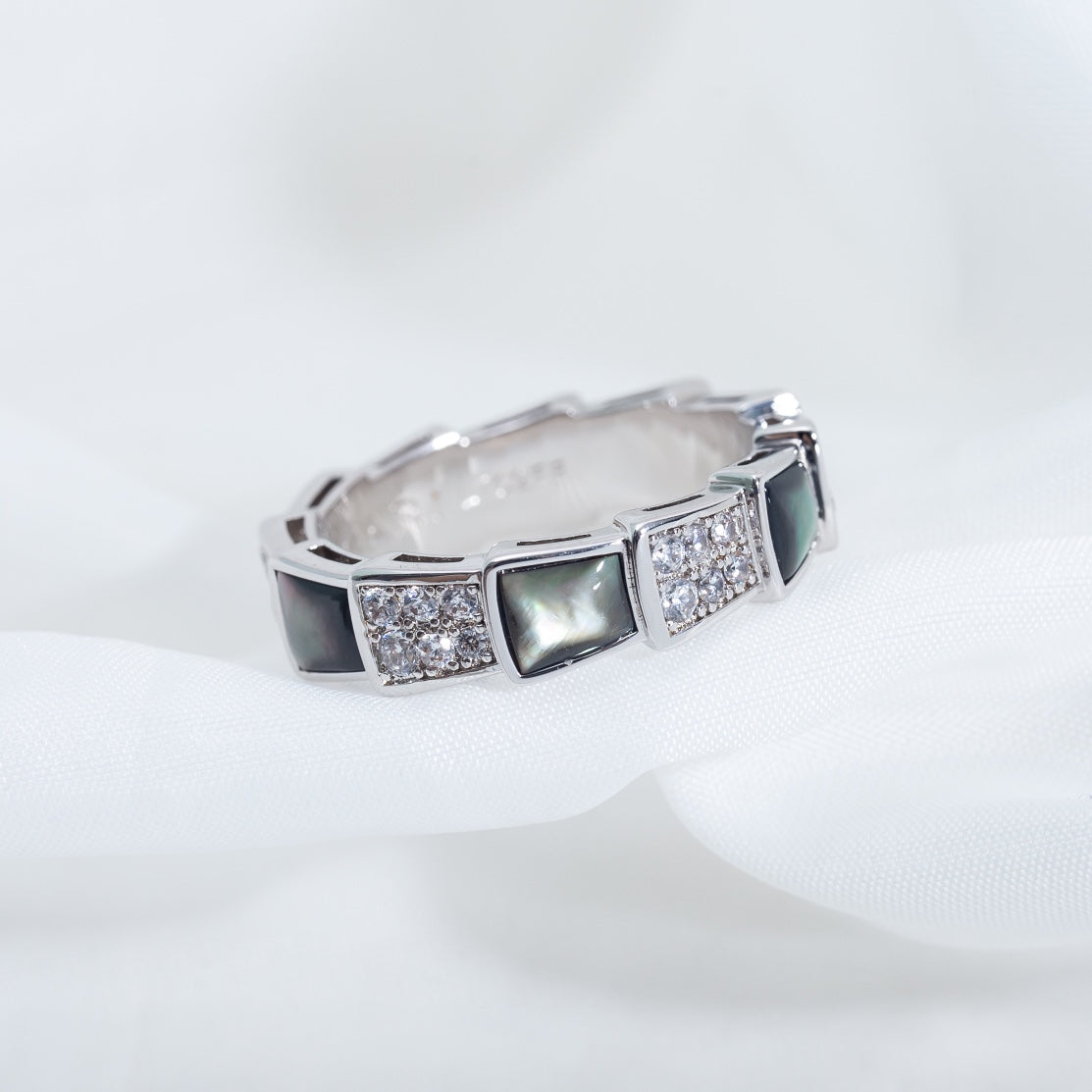 [Royal Top]SERPENTI RING SILVER DIAMOND BLACK MOP 4MM