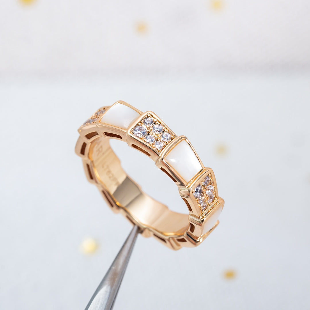 [Royal Top]SERPENTI RING PINK GOLD MOP DIAMOND PAVED 4MM
