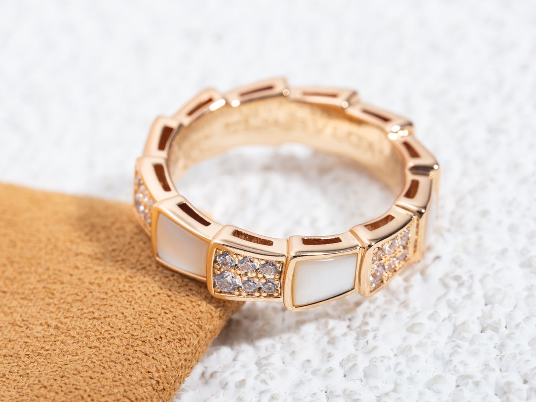 [Royal Top]SERPENTI RING PINK GOLD MOP DIAMOND PAVED 4MM