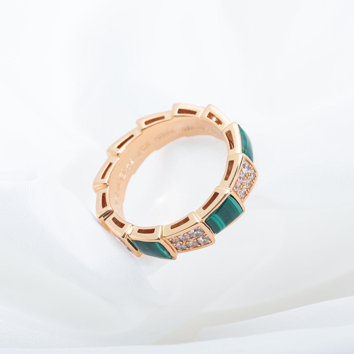 [Royal Top]SERPENTI RING PINK GOLD MALACHITE DIAMOND PAVED 4MM