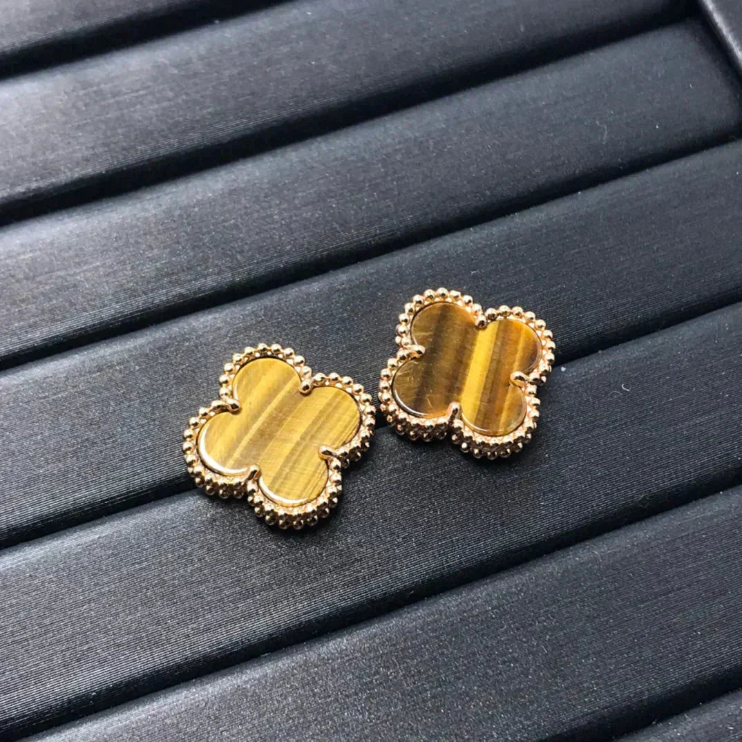 [Royal Top]CLOVER MEDIUM 1 MOTIFS TIGER EYE EARRINGS