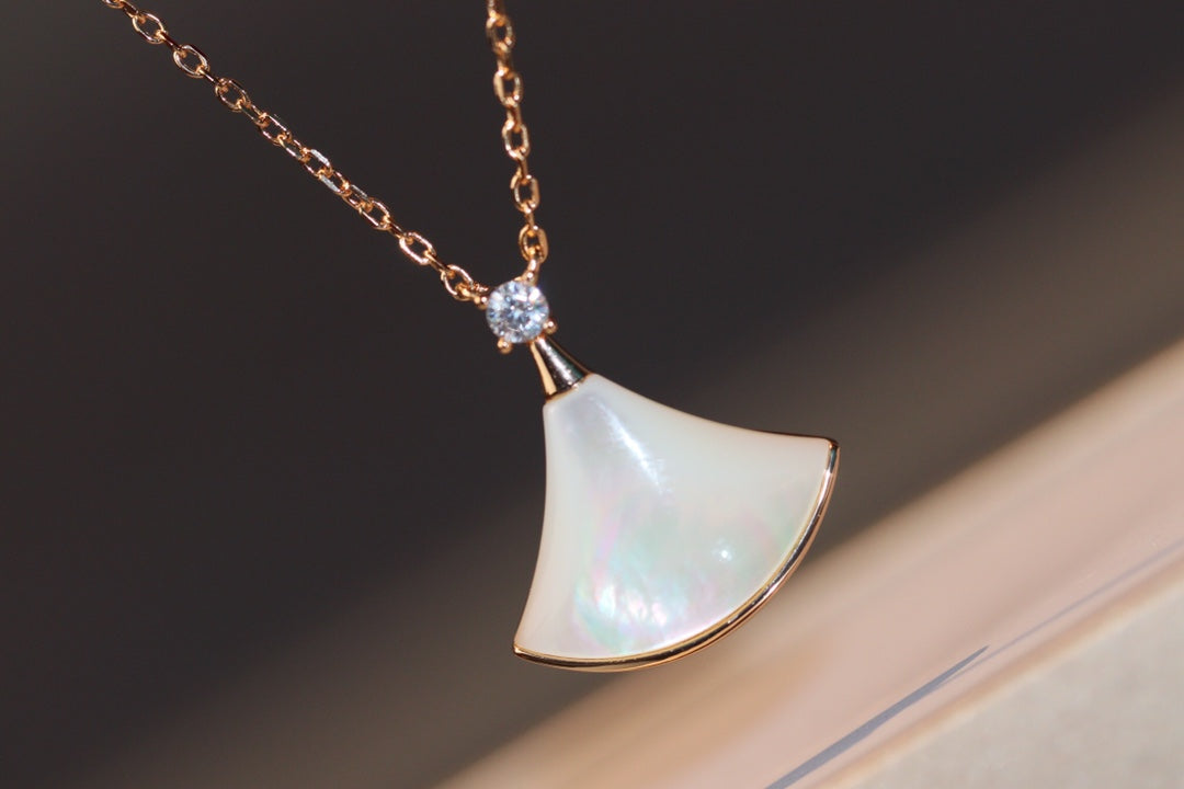 [Royal Top]DREAM NECKLACE WHITE MOP PINK GOLD 1 DIAMOND