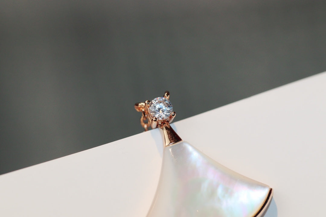 [Royal Top]DREAM NECKLACE WHITE MOP PINK GOLD 1 DIAMOND