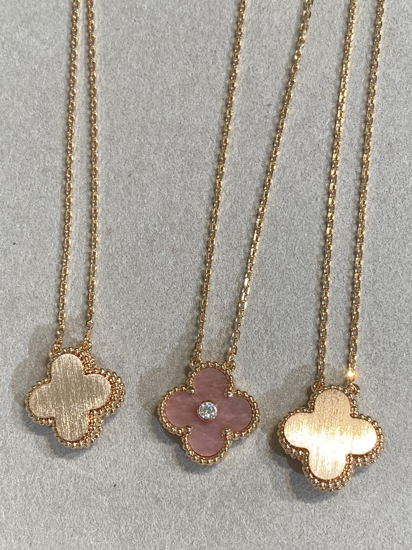 [Royal Top]CLOVER 15MM DIAMOND RHODONITE NECKLACE