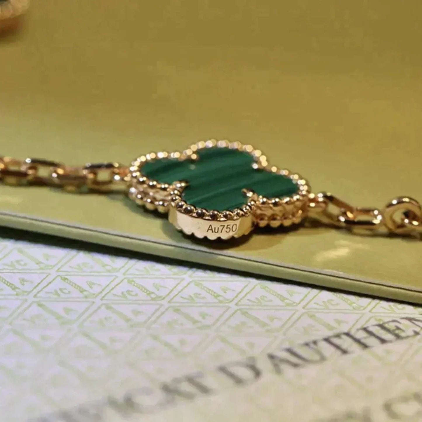 [Royal Top] CLOVER 5 MOTIF MALACHITE BRACELET COLLECTION