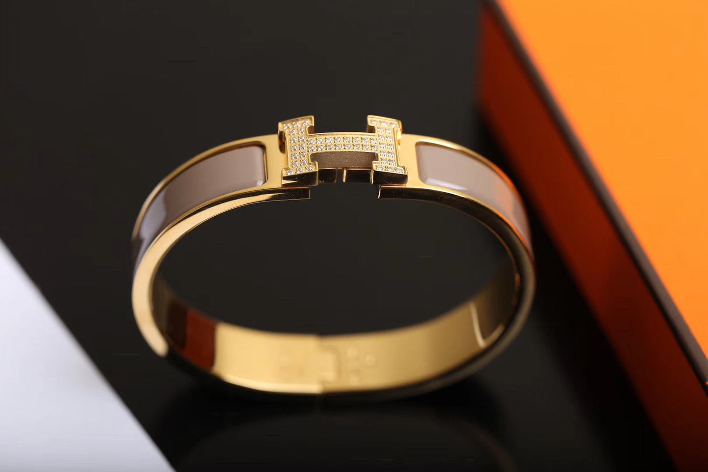 [Royal Top]H BRACELET GOLD DIAMOND