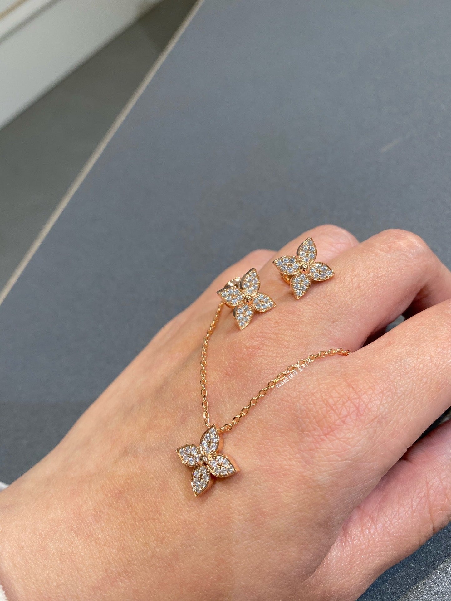 [Royal Top]STAR DIAMOND NECKALCE
