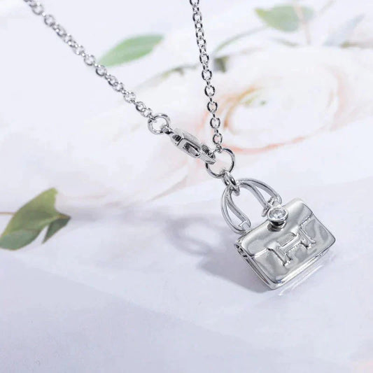 [Royal Top]AMULETTE PEDANT SILVER NECKLACE