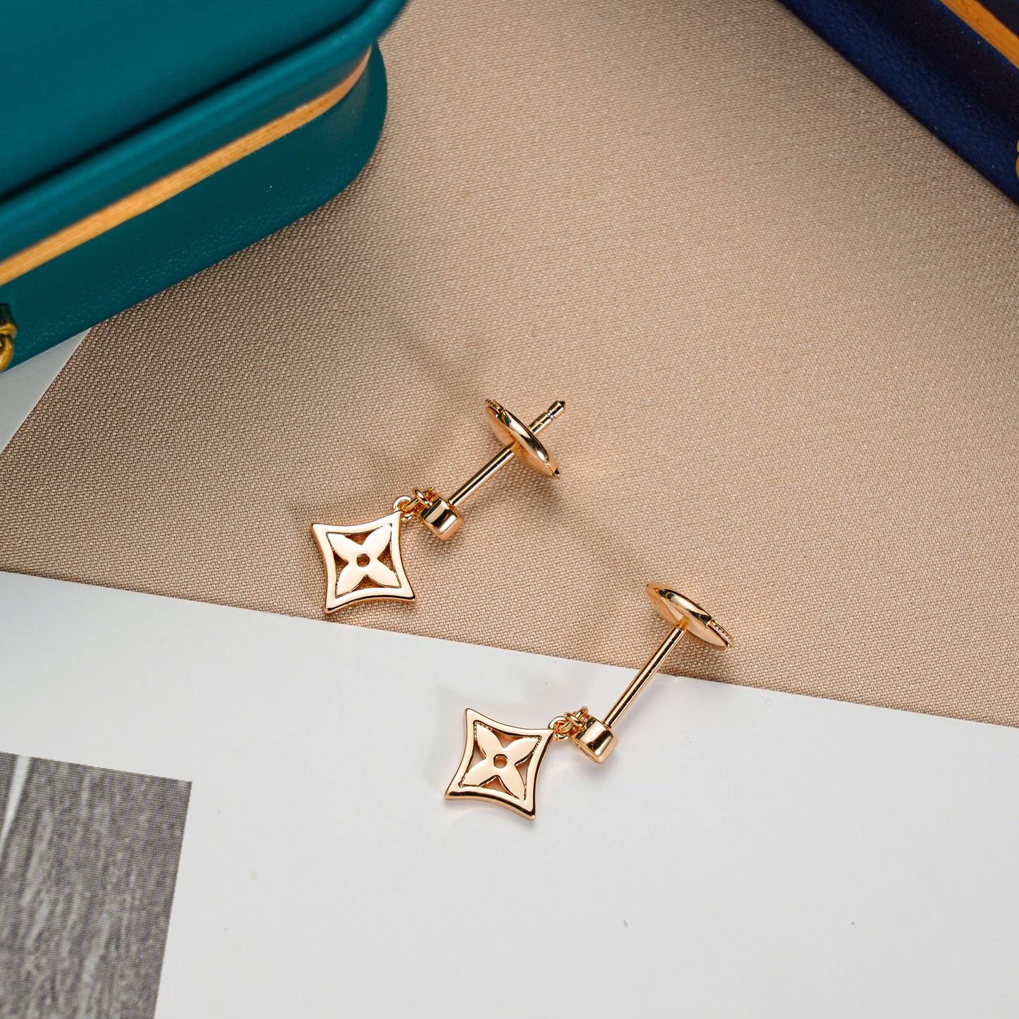 [Royal Top]STAR EARRINGS GOLD