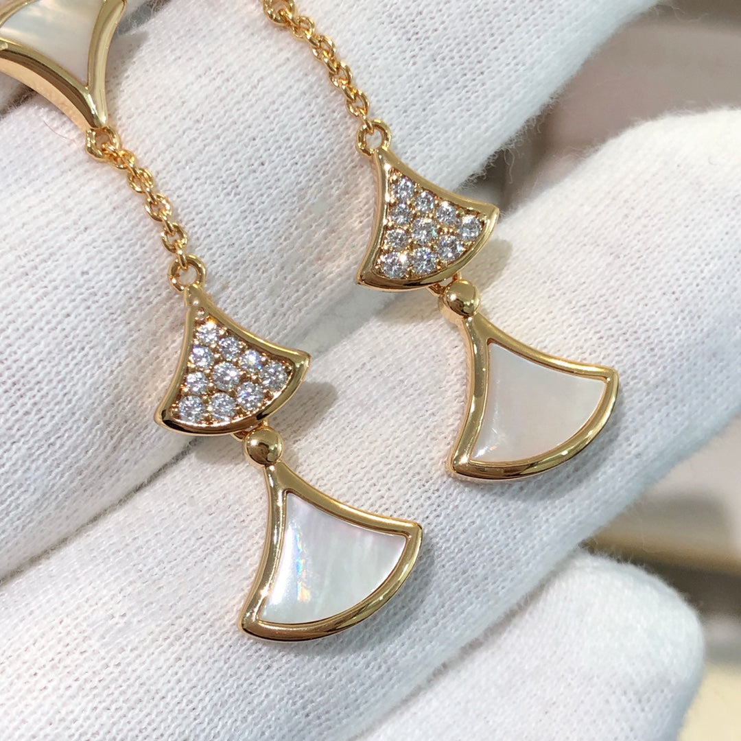 [Royal Top]DREAM EARRINGS 3 MOTIFS DIAMOND MOP PINK GOLD