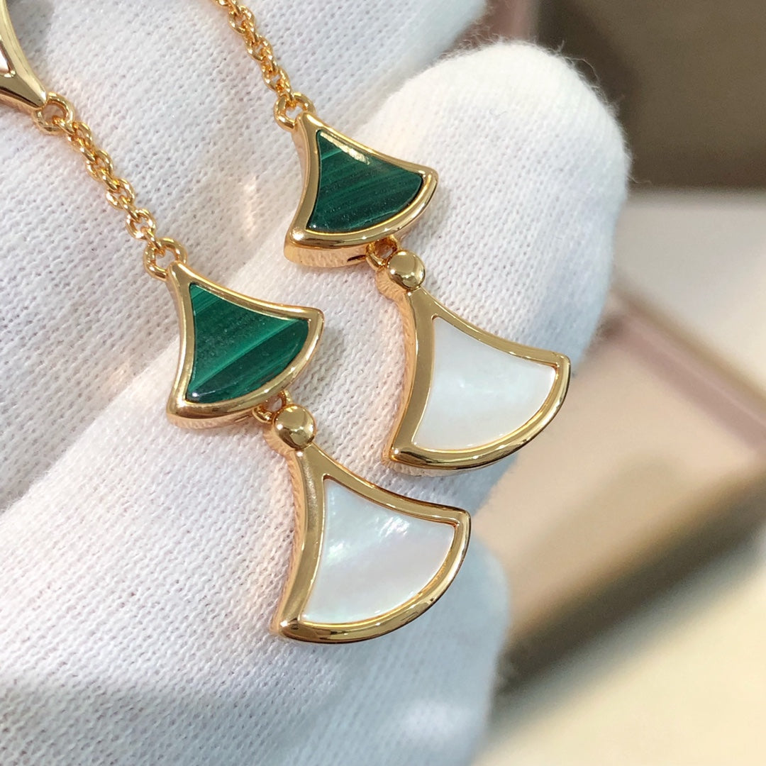 [Royal Top]DREAM EARRINGS 3 MOTIFS MALACHITE MOP PINK GOLD
