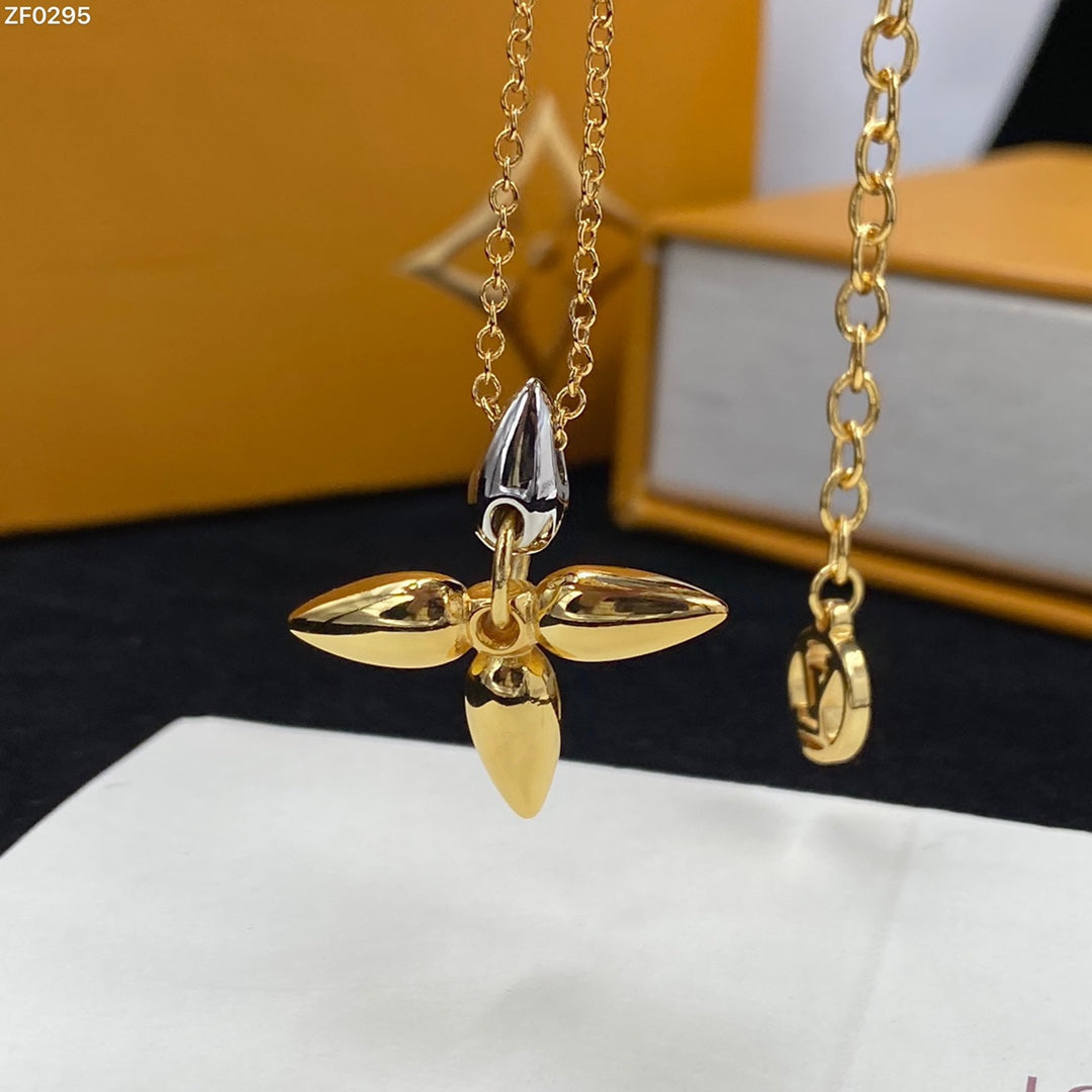 [Royal Top]LOUISETTE PEDANT GOLD NECKLACE