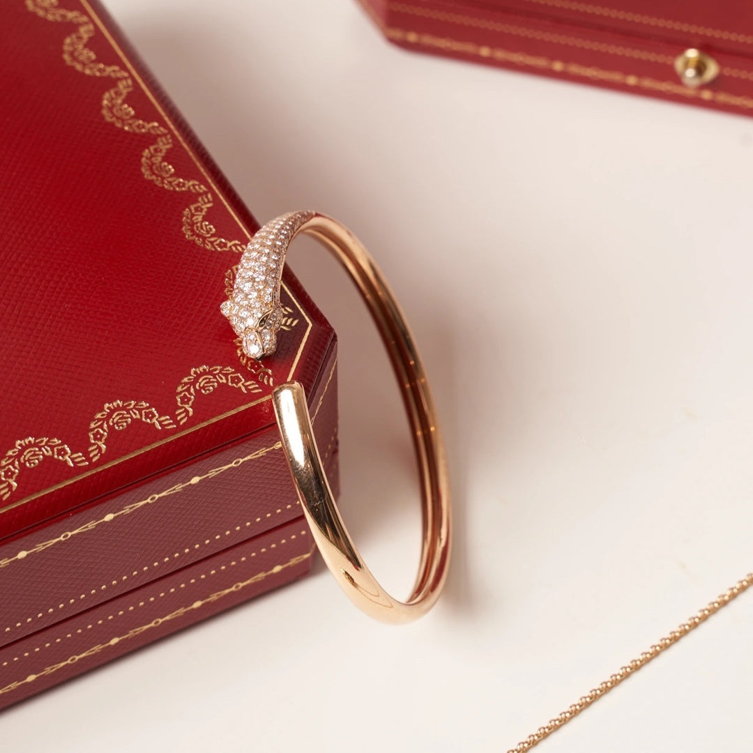 [Royal Top]PANTHERE ROSE GOLD DIAMOND OPEN BRACELET