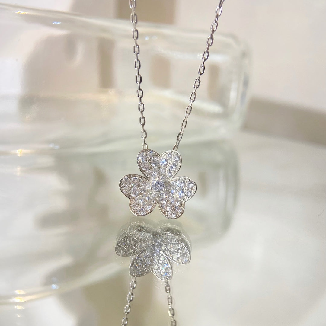 [Royal Top]FLOWER DIAMOND NECKLACE