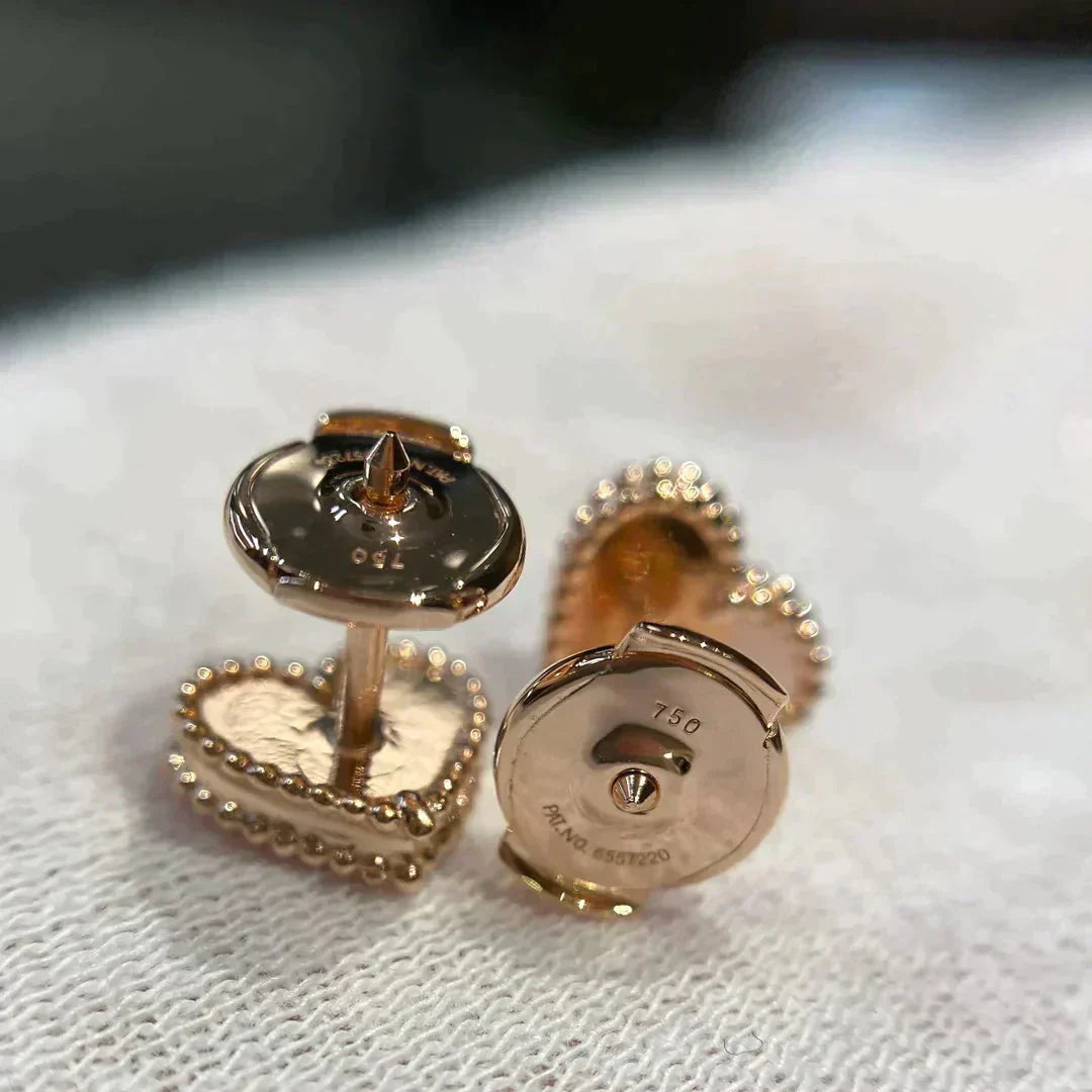 [Royal Top]HEART CARNELIAN STUD EARRINGS