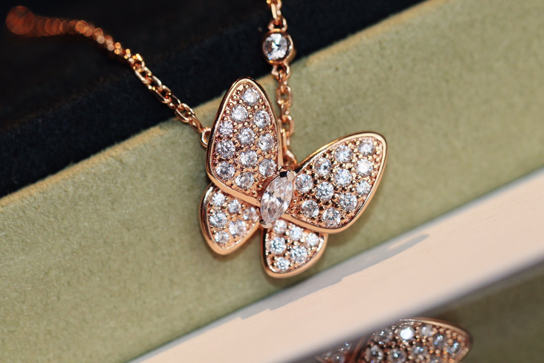 [Royal Top]BUTTERFLY DIAMOND NECKLACE