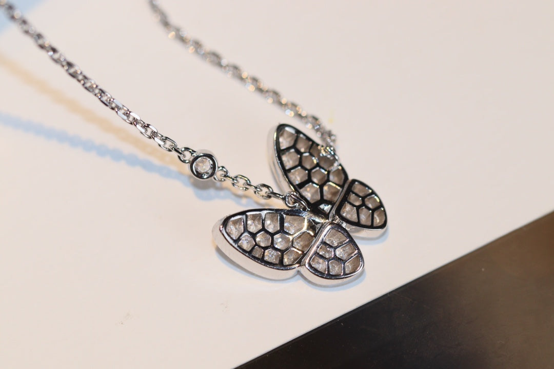 [Royal Top]BUTTERFLY DIAMOND NECKLACE