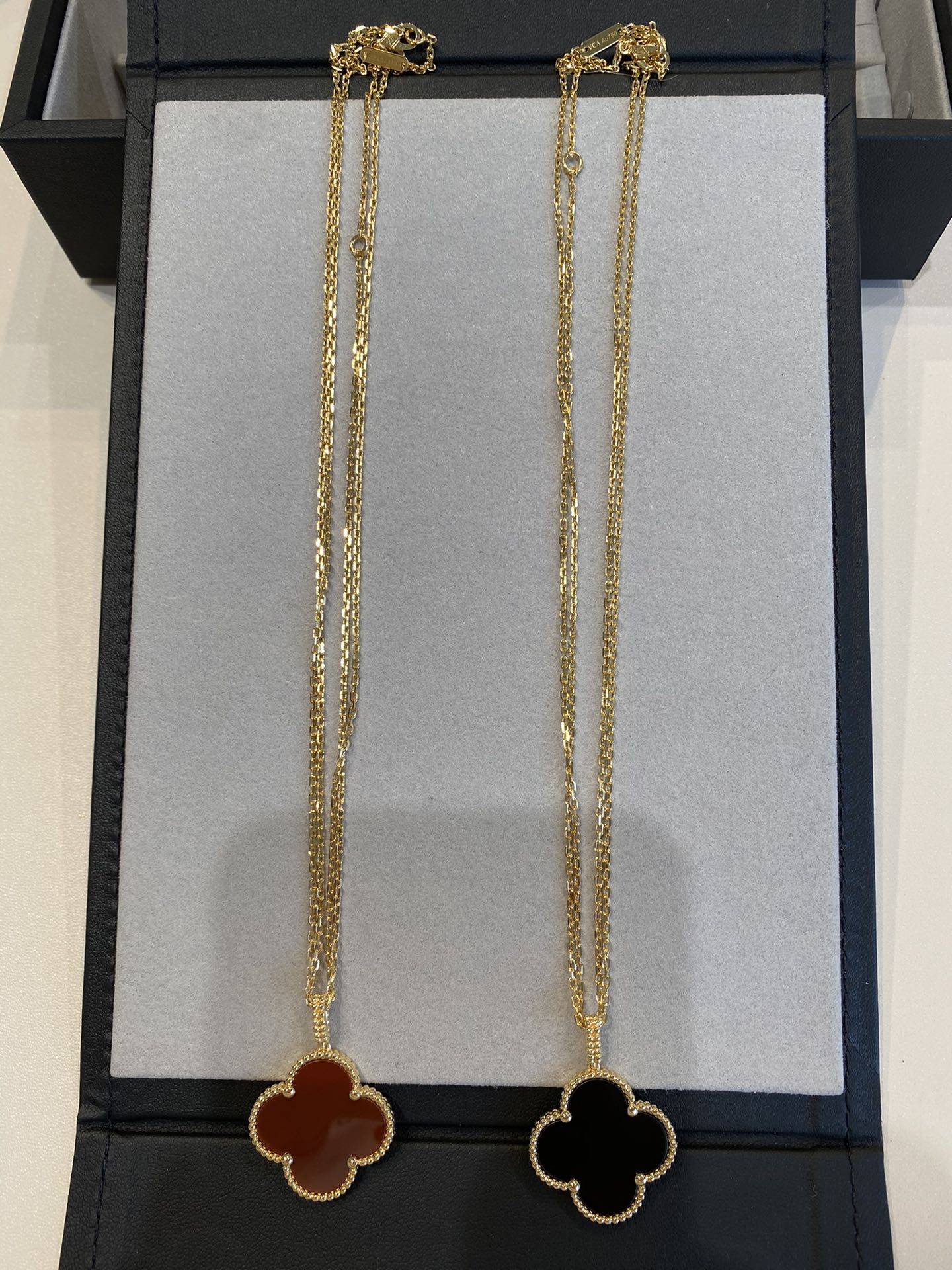 [Royal Top]CLOVER 25MM NECKLACE GOLD CARNELIAN