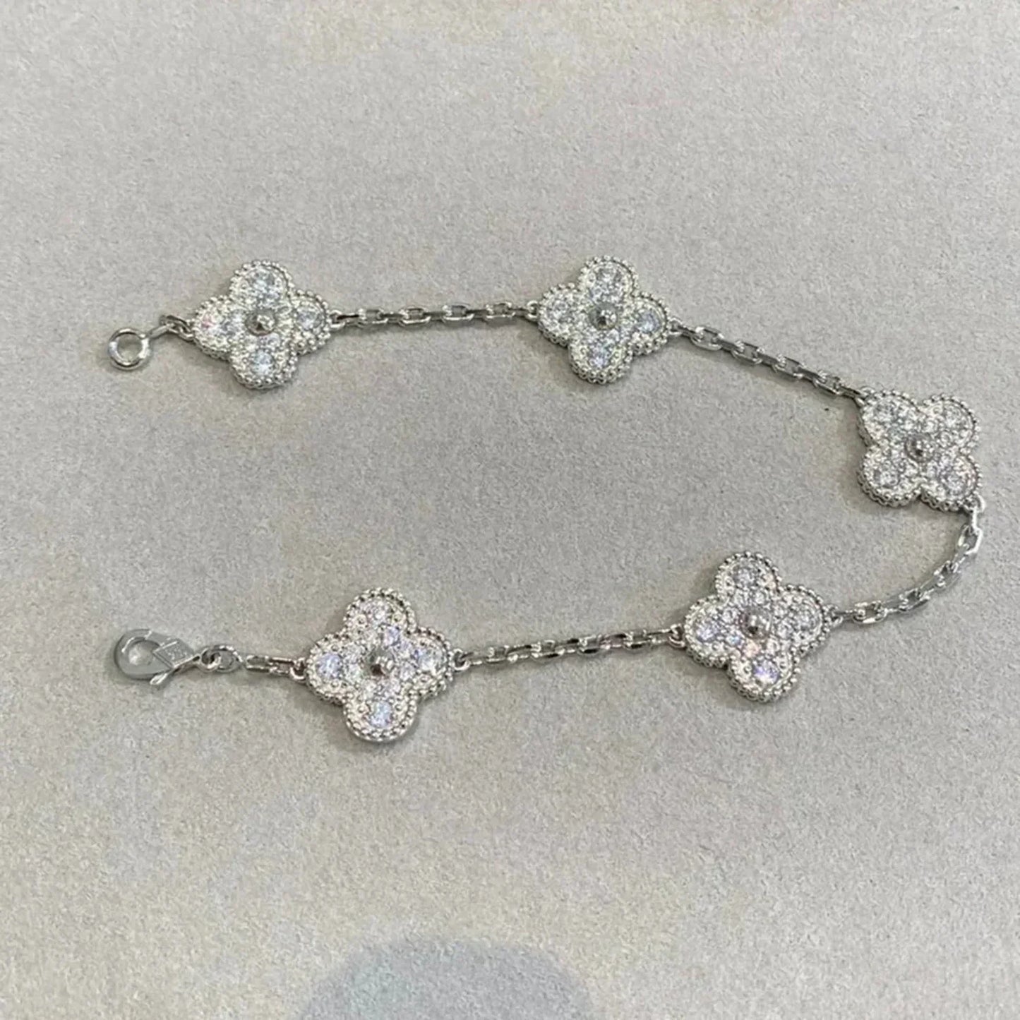 [Royal Top] CLOVER 5 MOTIF FULL DIAMOND BRACELET COLLECTION
