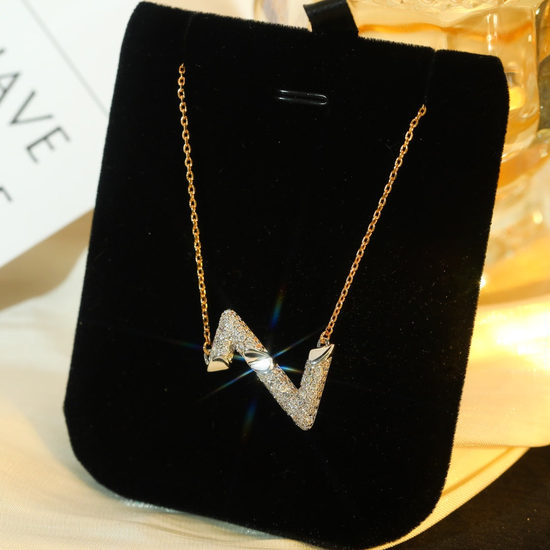 [Royal Top]VOLT SILVER DIAMOND PEDANT NECKLACE