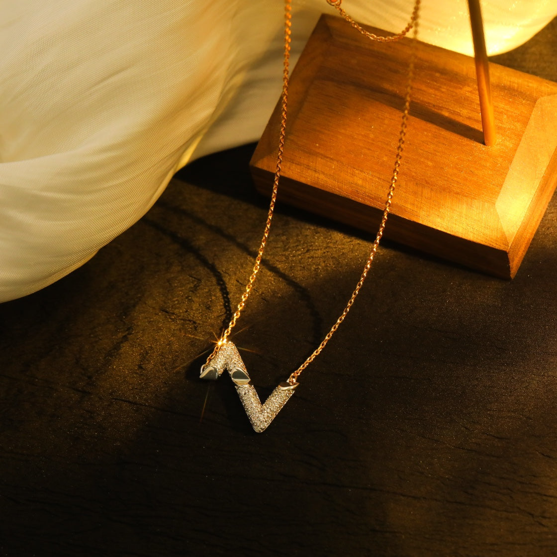 [Royal Top]VOLT SILVER DIAMOND PEDANT NECKLACE