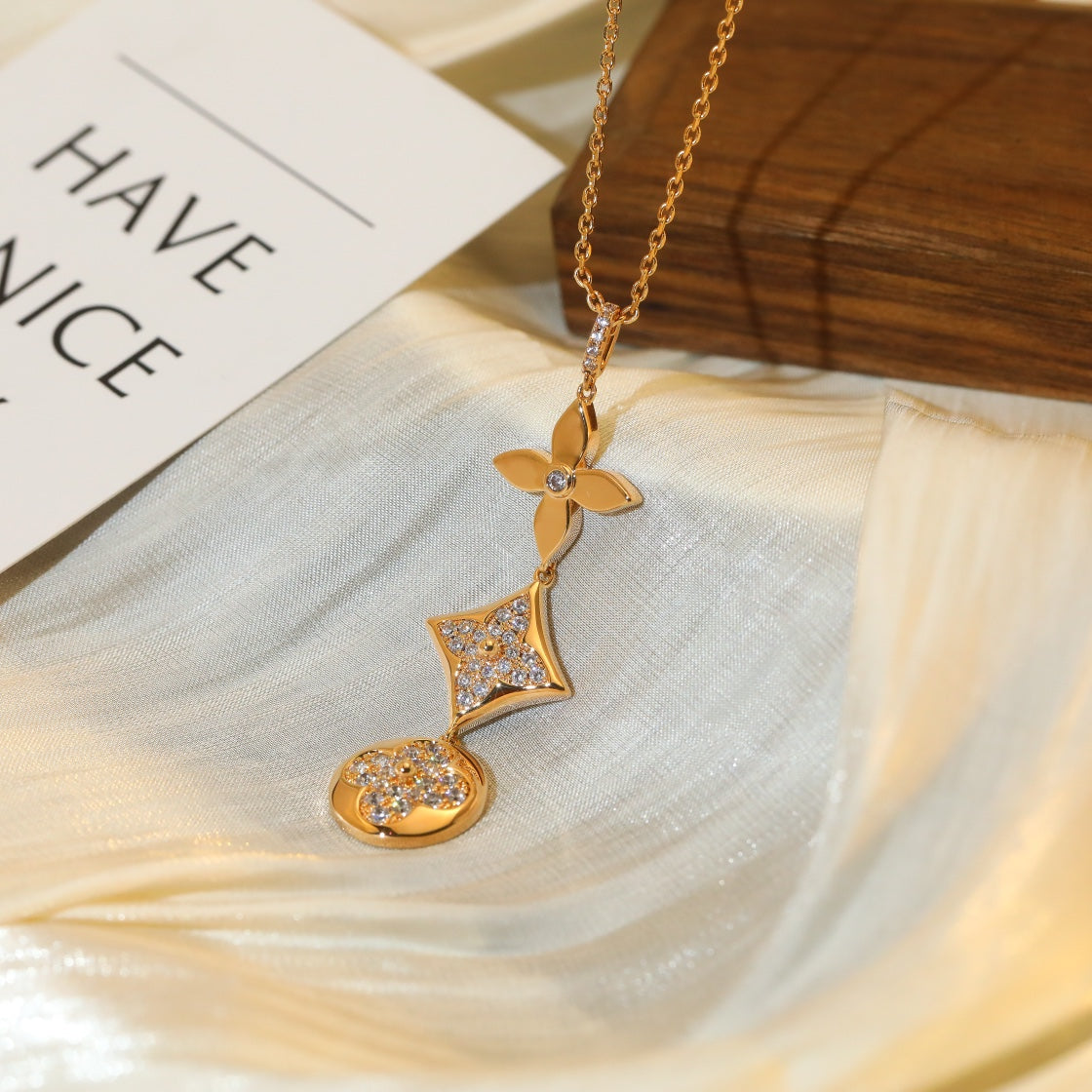 [Royal Top]STAR AND SUN DIAMOND PINK GOLD NECKLACE
