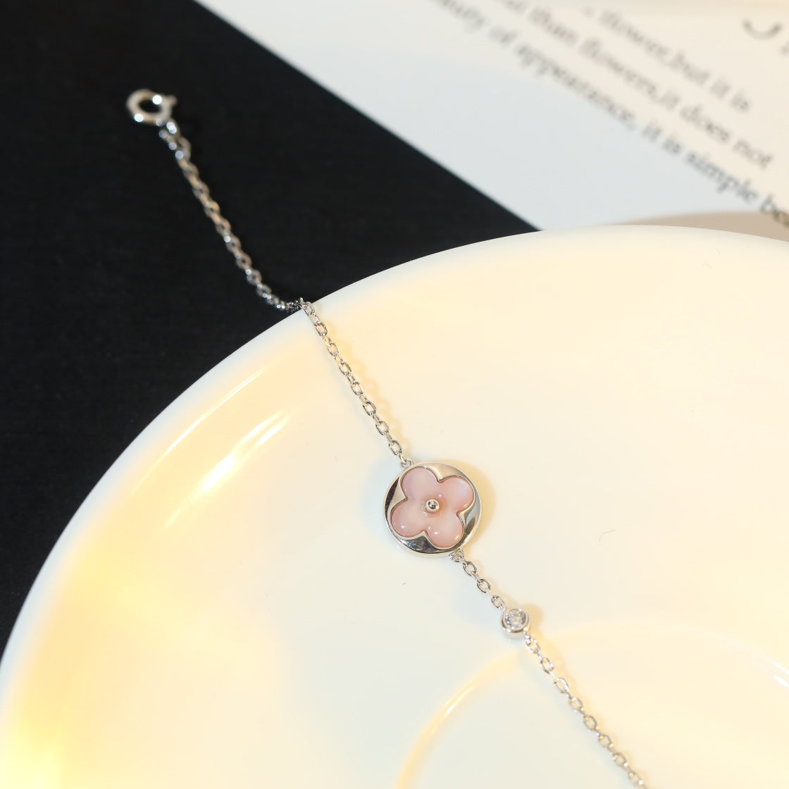 [Royal Top]SUN MOTIF PINK MOP SILVER BRACELET