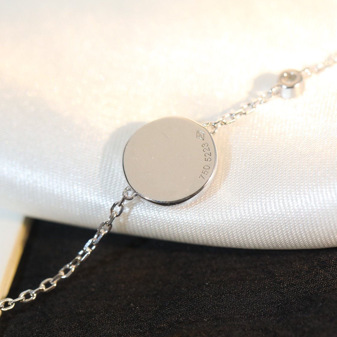 [Royal Top]SUN MOTIF PINK MOP SILVER BRACELET
